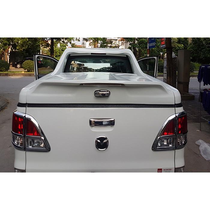 Bộ ốp trang trí, bảo vệ đèn xe Mazda BT50