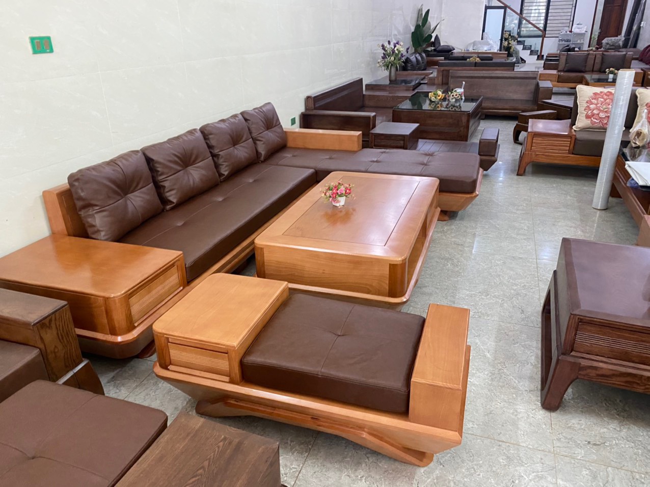 Bộ ghế gỗ sồi nệm da Juno Sofa dày 15 cm kích thước 3m x 2m x 80 cm
