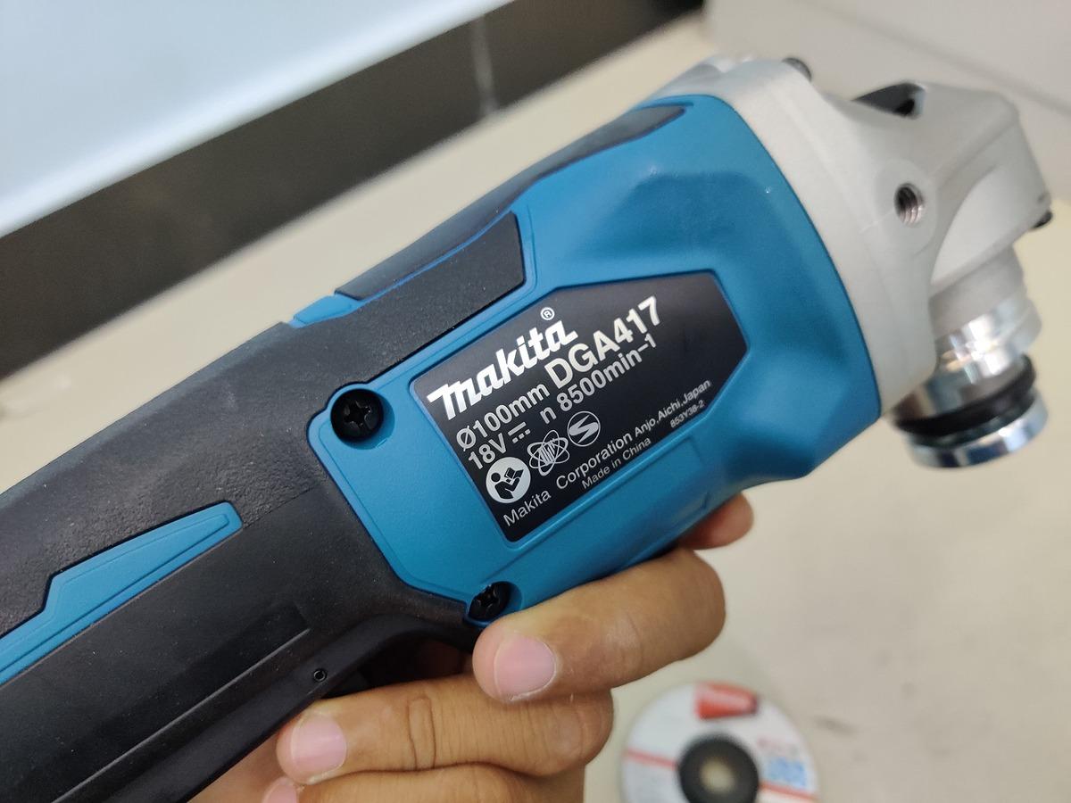 MÁY MÀI GÓC 100MM DÙNG PIN 18V MAKITA DGA417Z- HÀNG CHÍNH HÃNG