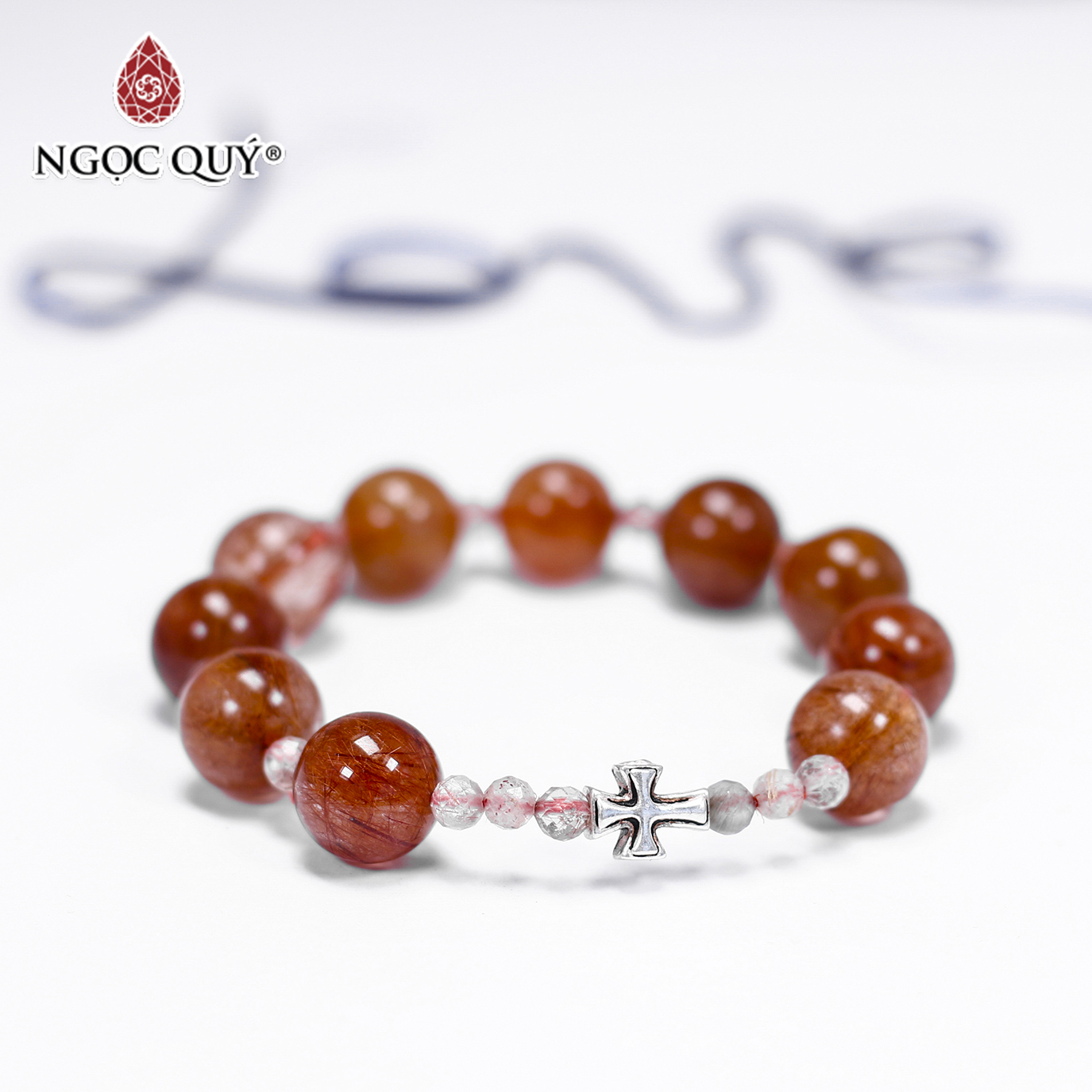 Vòng mân côi đá thạch anh tóc đỏ 11mm mệnh hỏa, thổ - Ngọc Quý Gemstones