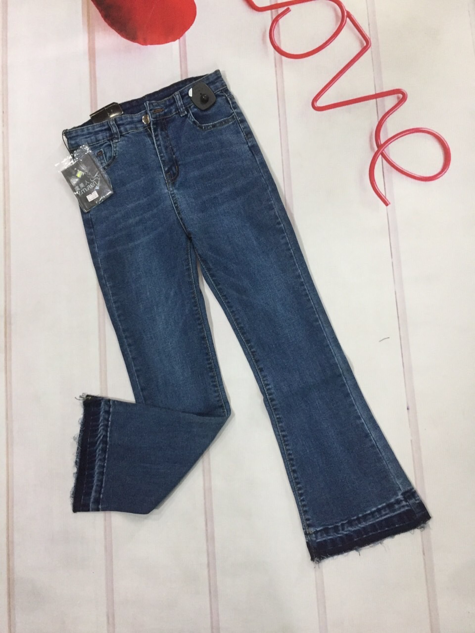 Quần jeans dài ống loe