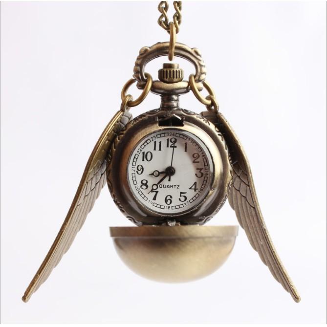 KHO-HN * Đồng hồ nam Quartz vỏ hợp kim mạ màu đen trơn, vàng đồng và trắng bạc với đôi cánh chim
