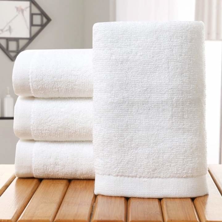 Bộ 4 khăn tắm khách sạn cao cấp KT 70 x 140cm, nặng 430g/cái, 100% cotton màu trắng