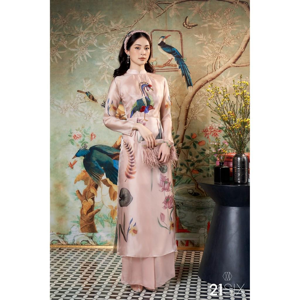 Quần tơ La Cosiana phối cùng áo dài hoạt tiết chim công 21SIX - Q00139