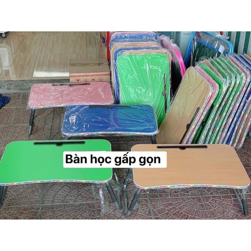 Bàn học gỗ có khe để ipad