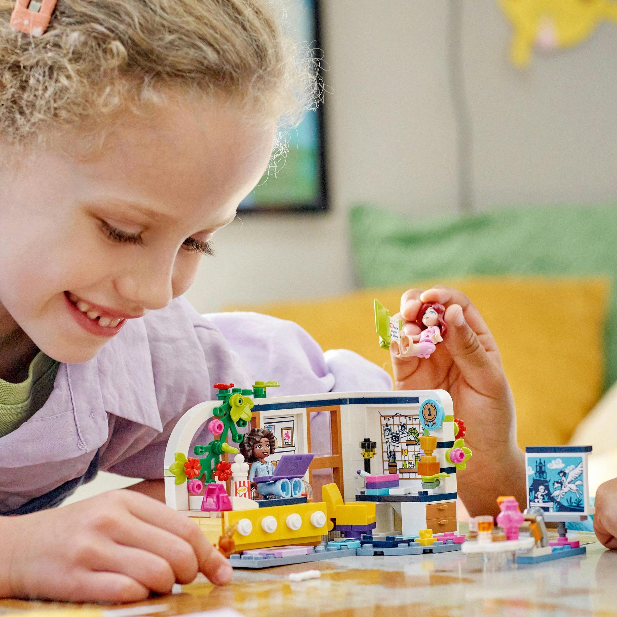 LEGO Friends 41740 Phòng Ngủ Của Aliya (209 Chi Tiết)