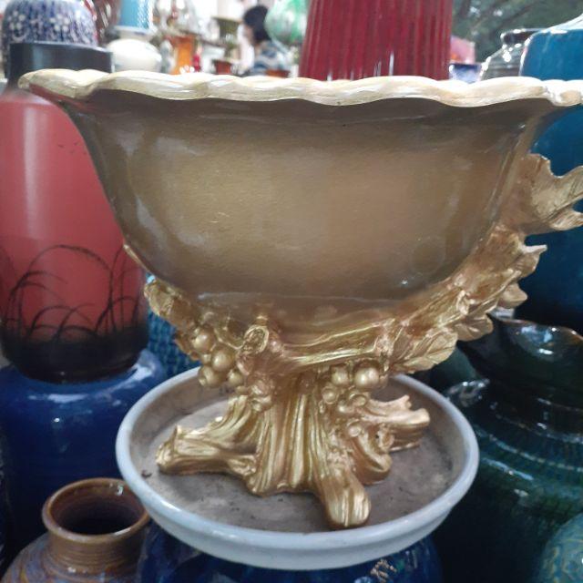 BÁT HOA HỒNG MANG PHONG CÁCH CHÂU ÂU MÀU ĐỒNG,: