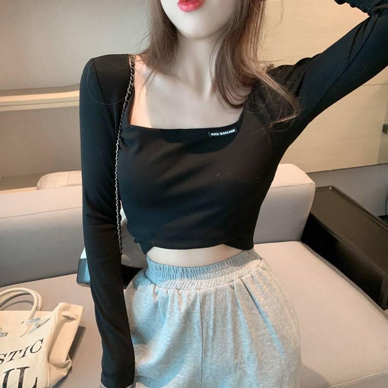 Áo Croptop Tay Dài Cổ Vuông Hàn Quốc