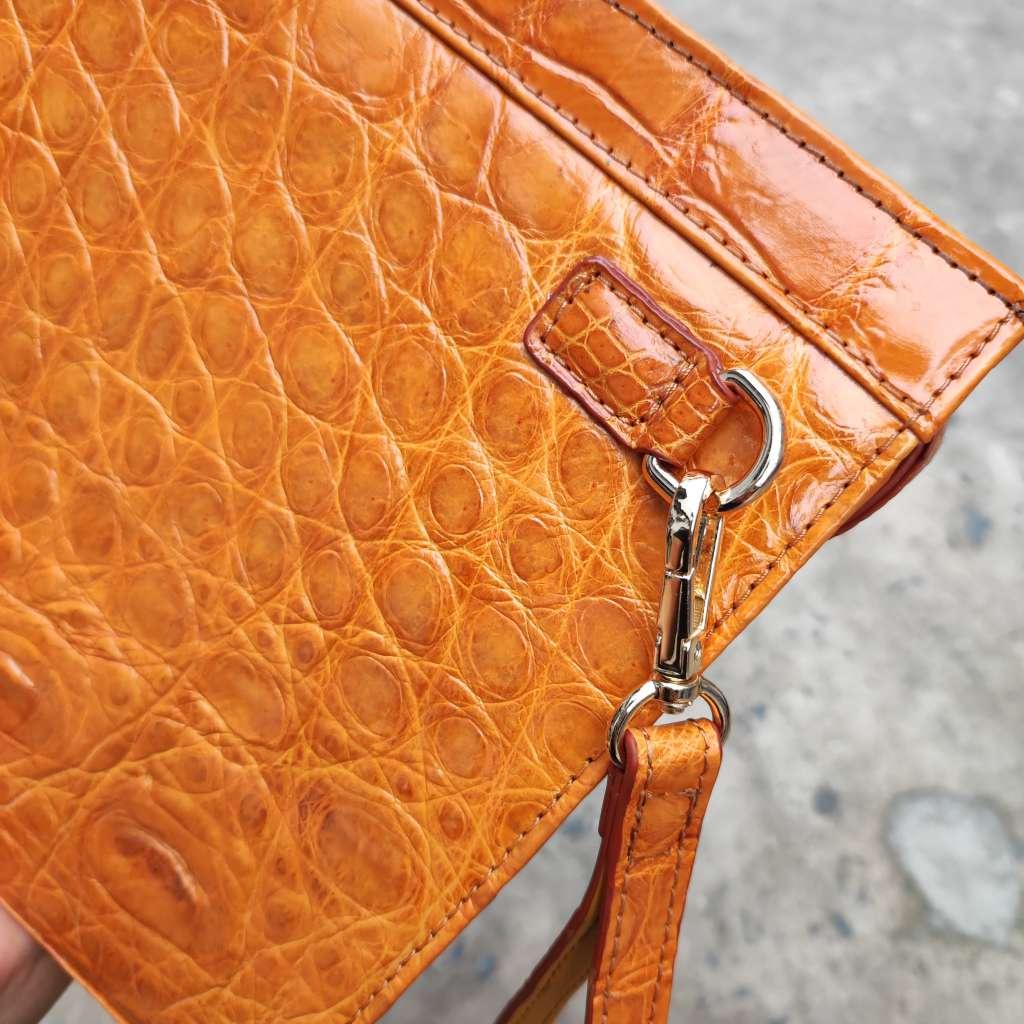 Kẹp nách Da Bụng Cá Sấu vàng bò siêu đẹp. Có khóa số bảo mật!