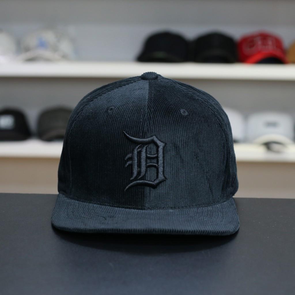 Mũ nón lưỡi trai vành ngang snapback Detroit nhung đen nam nữ VN