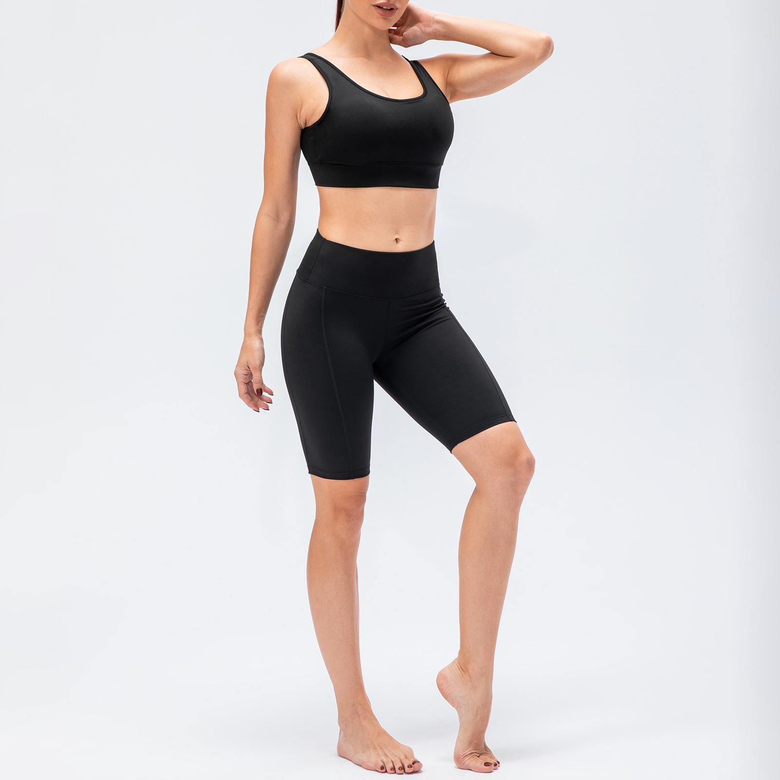 Bộ quần short áo ngực có đệm dành cho tập yoga, tập pilates, chạy bộ thoải mái thoáng khí