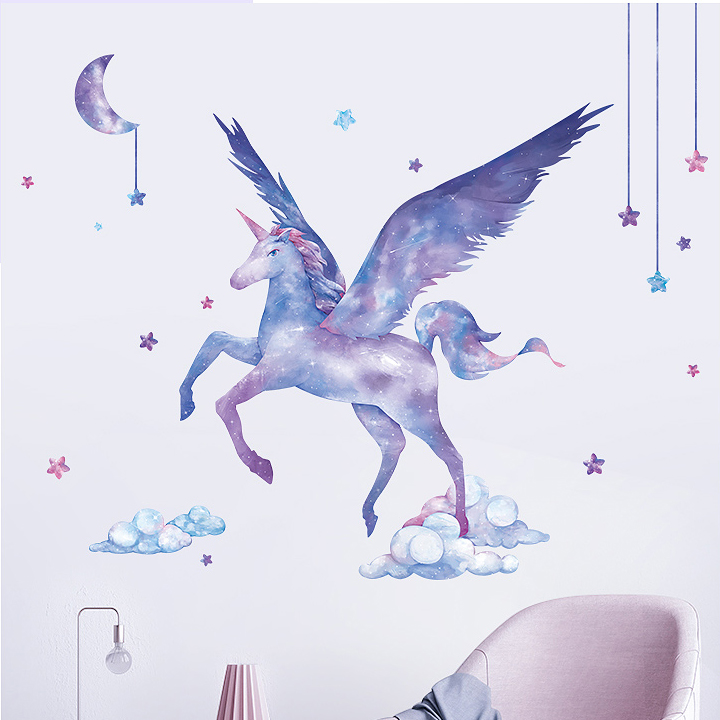 Decal trang trí chất liệu PVC loại 1 dày dặn, sắc nét, trang trí phòng cho bé, lớp mần non- Ngựa thần- mã sp QR9505