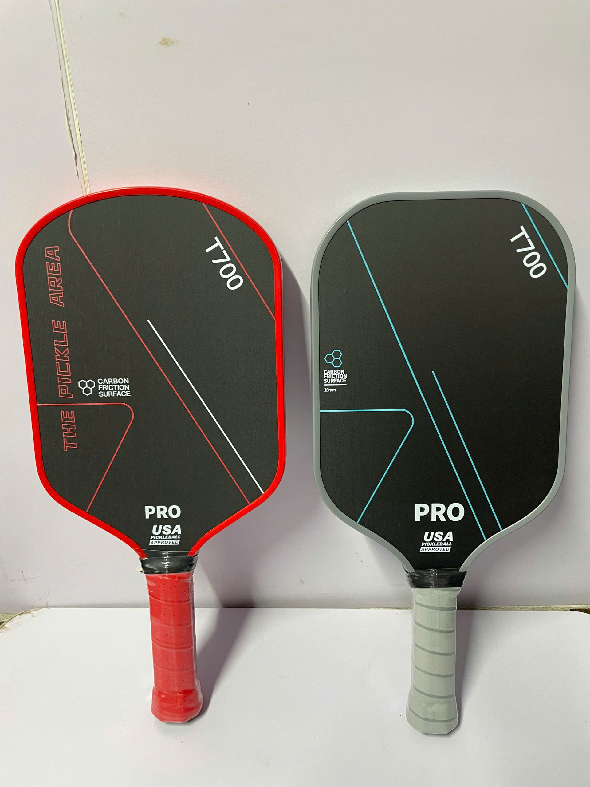 Vợt Pickleball Carbon T700 Pro mặt vợt phủ cacbon, khối lượng siêu nhẹ mặt nhám bám bóng 16mm - PK07