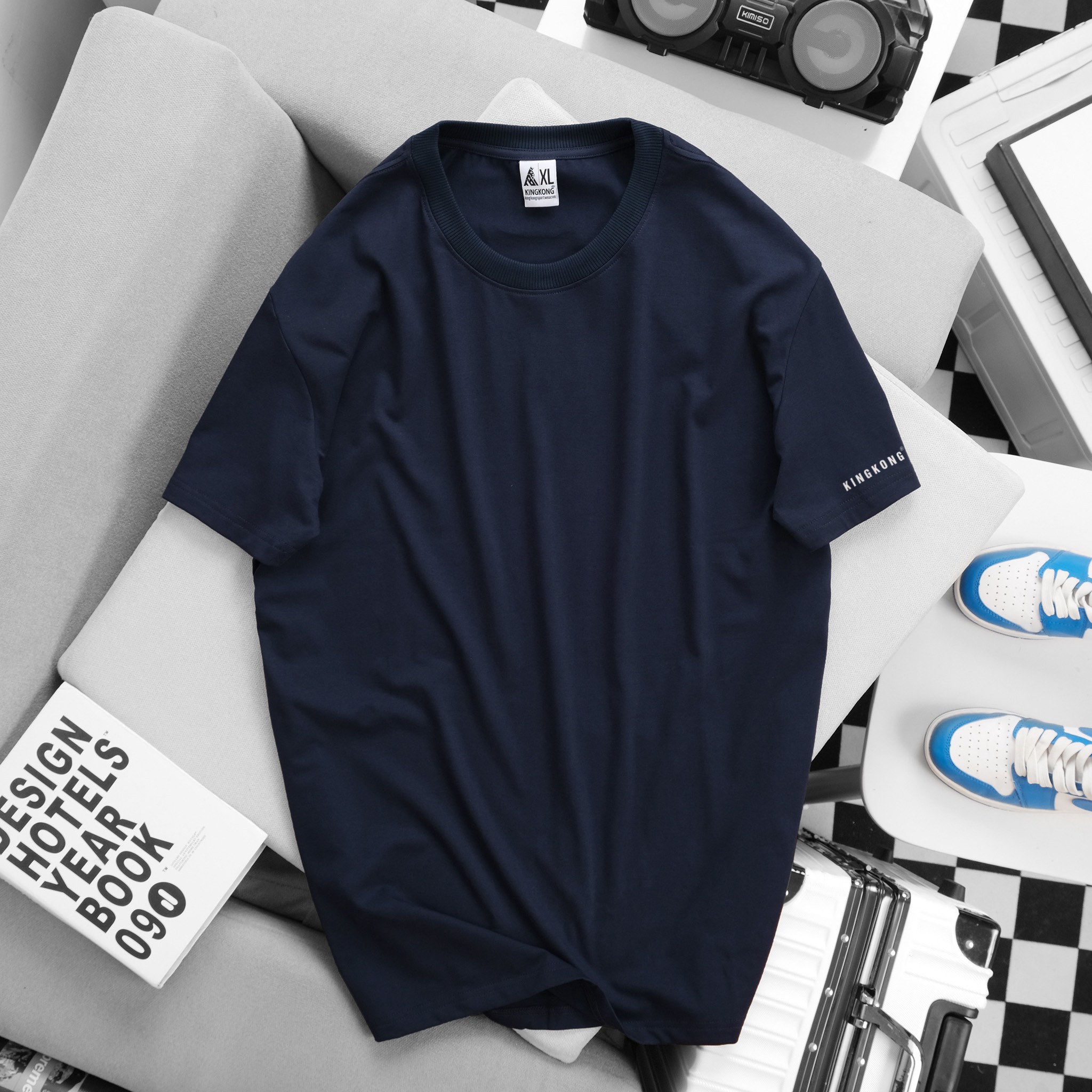 Áo Thun Form Body Trơn Cotton Unisex Nam Nữ Co Giãn Cổ Tròn Basic - Local Brand TB KINGKONG SPORT WEAR