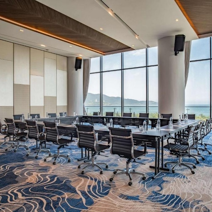 Radisson Hotel 5* Đà Nẵng - Đối Diện Biển, Buffet Sáng, Hồ Bơi Vô Cực, Vị Trí Đẹp, Khách Sạn Mới