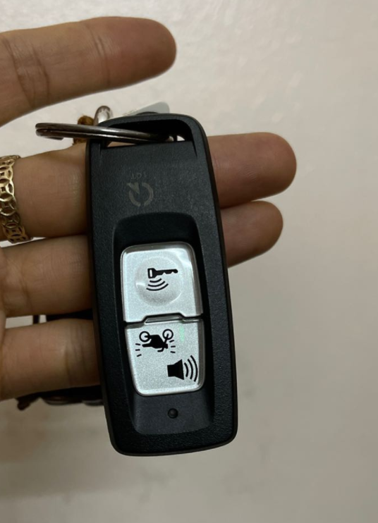 Bao da dạng dẹp chìa khóa xe máy SH 2024,SH 2021,Vision 2021,Vision 2022,Air Blade 2023 2 nút bấm da bò thật - hàng chính hãng