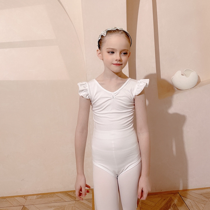 Đầm ballet cao cấp màu trắng, tay cánh tiên cho trẻ em