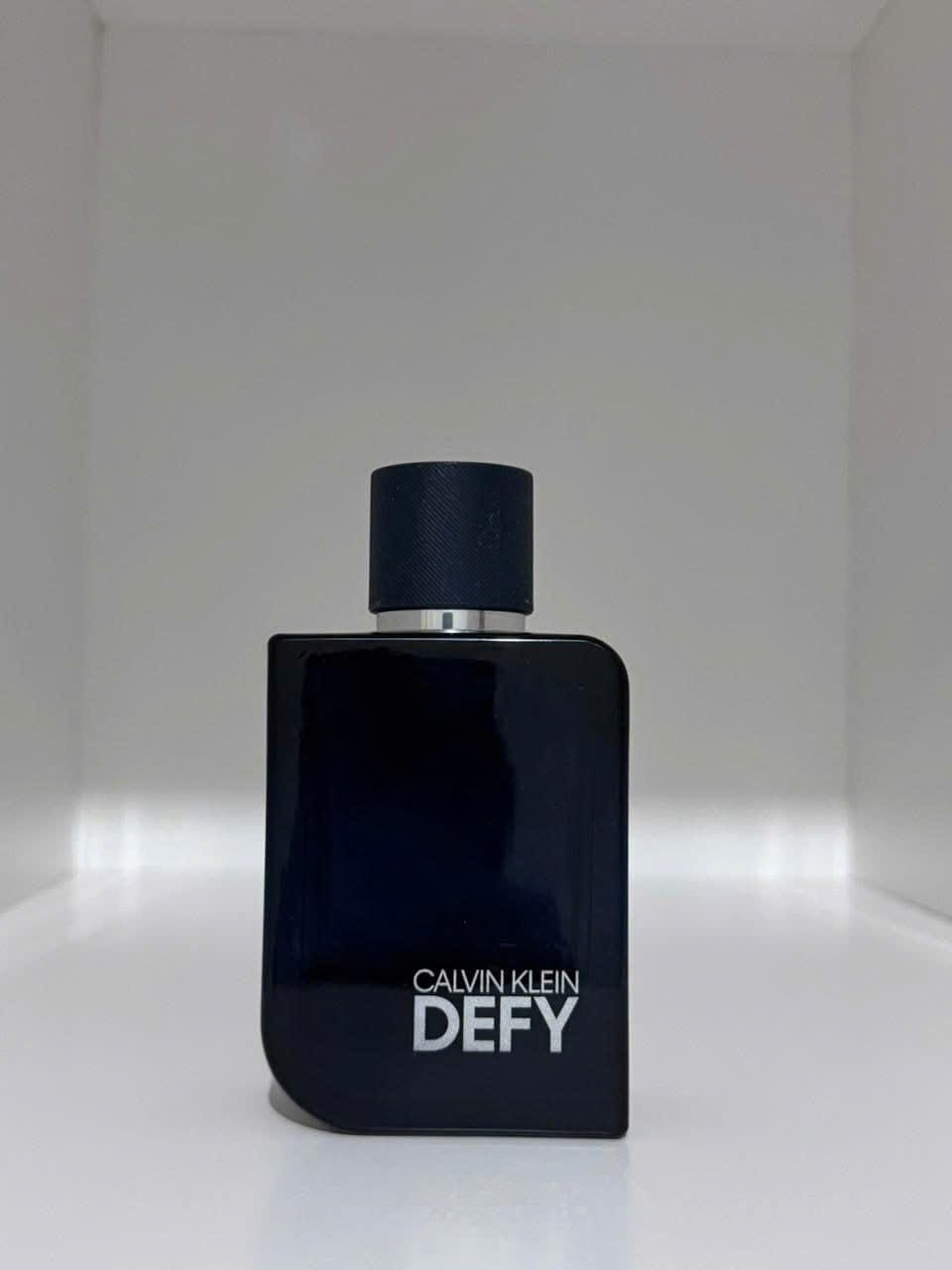 Nước Hoa Nam Calvin Klein Defy Parfum 100ml