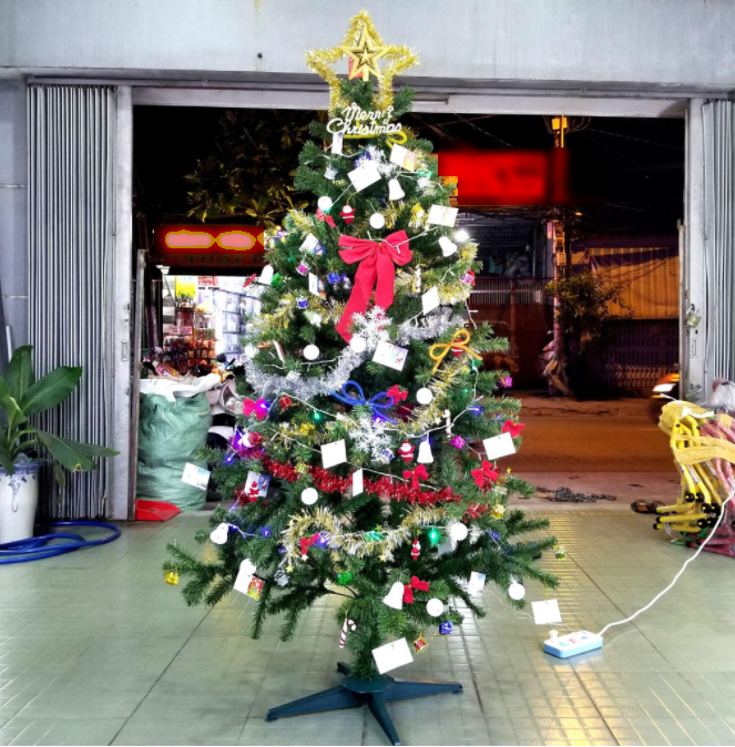 Cây thông Noel SET06 CAO 2.1M + 220 PHỤ KIỆN