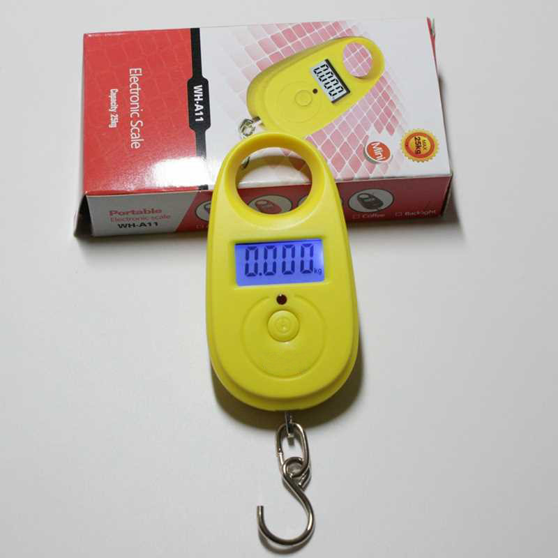 Cân móc treo max 25kg tiện dụng, tự động tắt sau 1 phút