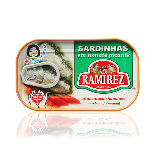 Cá mòi xốt cà vị cay Ramirez - hộp 125gr