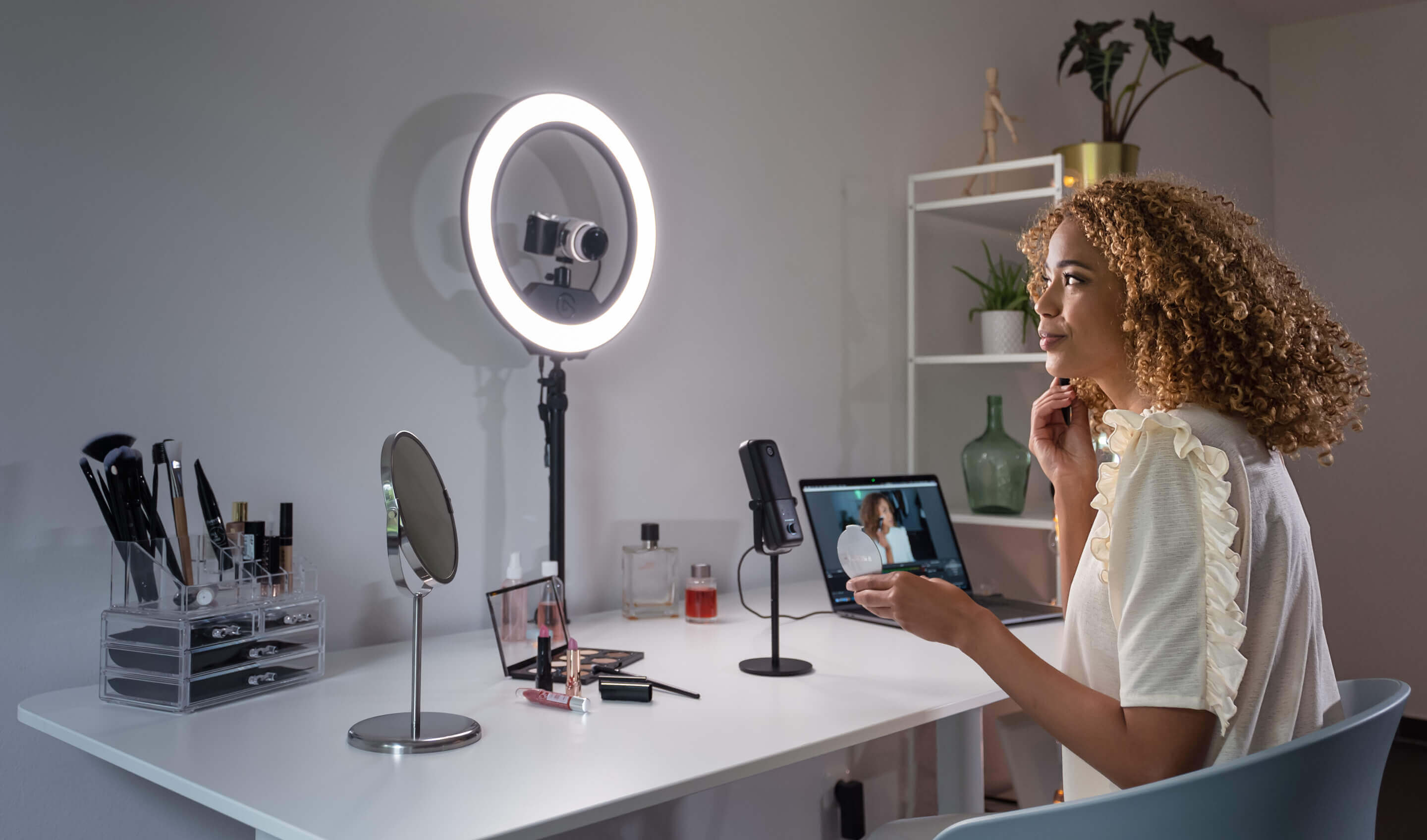 Thiết bị đèn hắt sáng Elgato Ring Light_Mới, hàng chính hãng