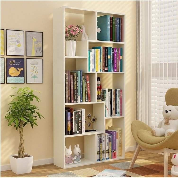 Kệ sách đa tầng vân gỗ sáng có kích thước 148*70*20cm , kệ sách gỗ MDF đa tầng để sàn cao cấp