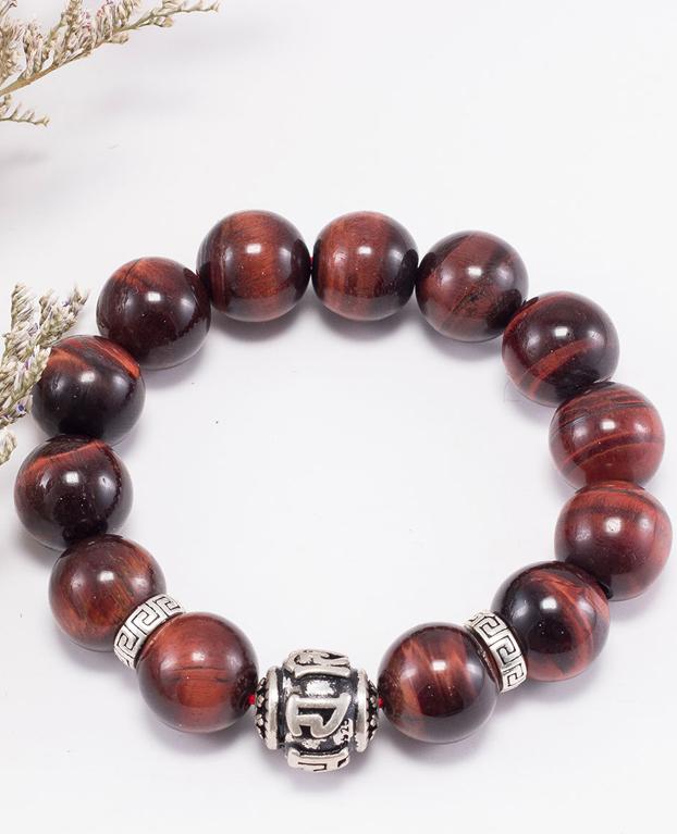 Vòng tay đá thạch anh mắt hổ phối charm lục tự bạc Ngọc Quý Gemstones