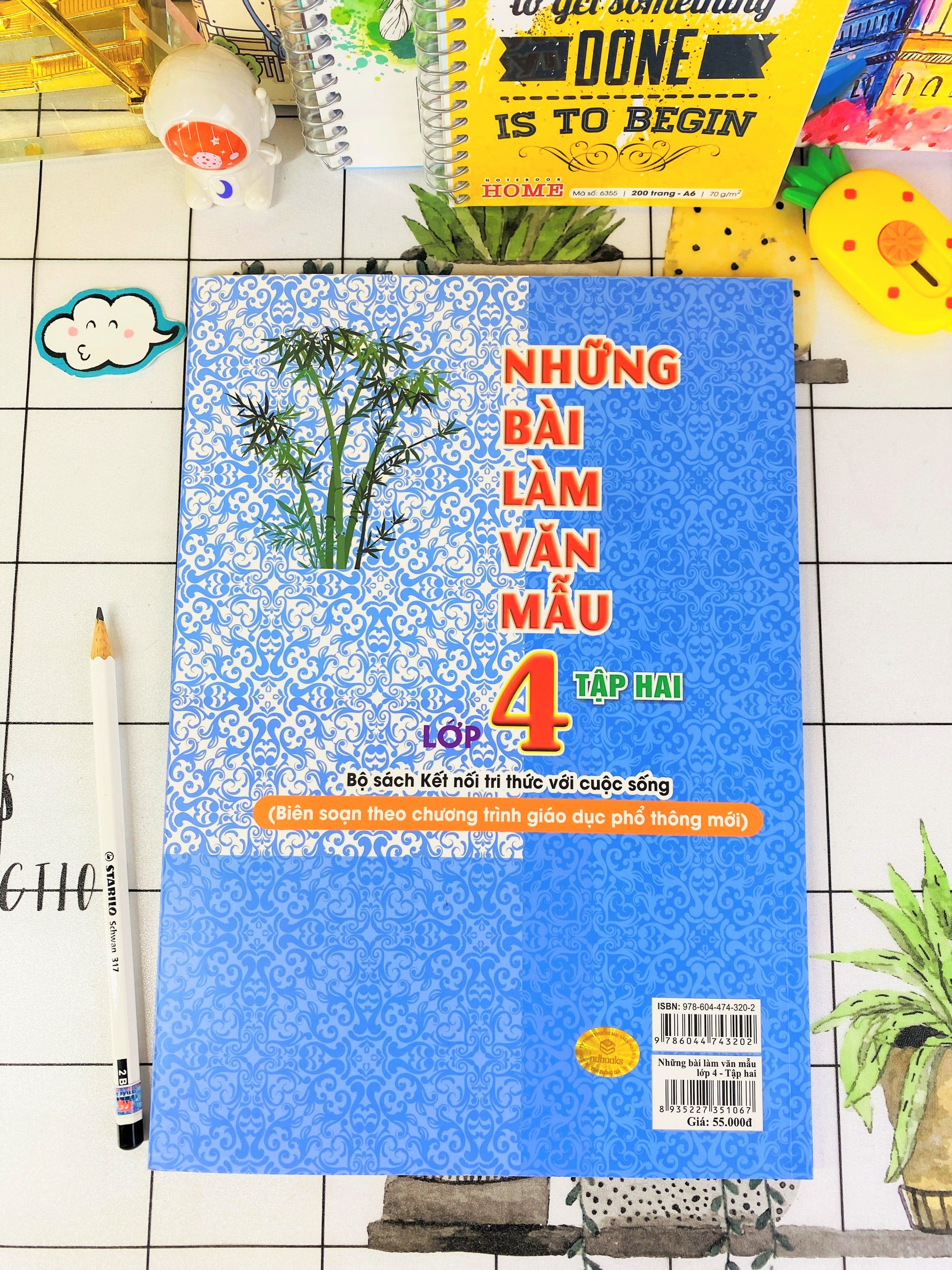 Sách - Những Bài Làm Văn Mẫu Lớp 4 - Biên soạn theo chương trình mới - Kết Nối Tri Thức - ndbooks