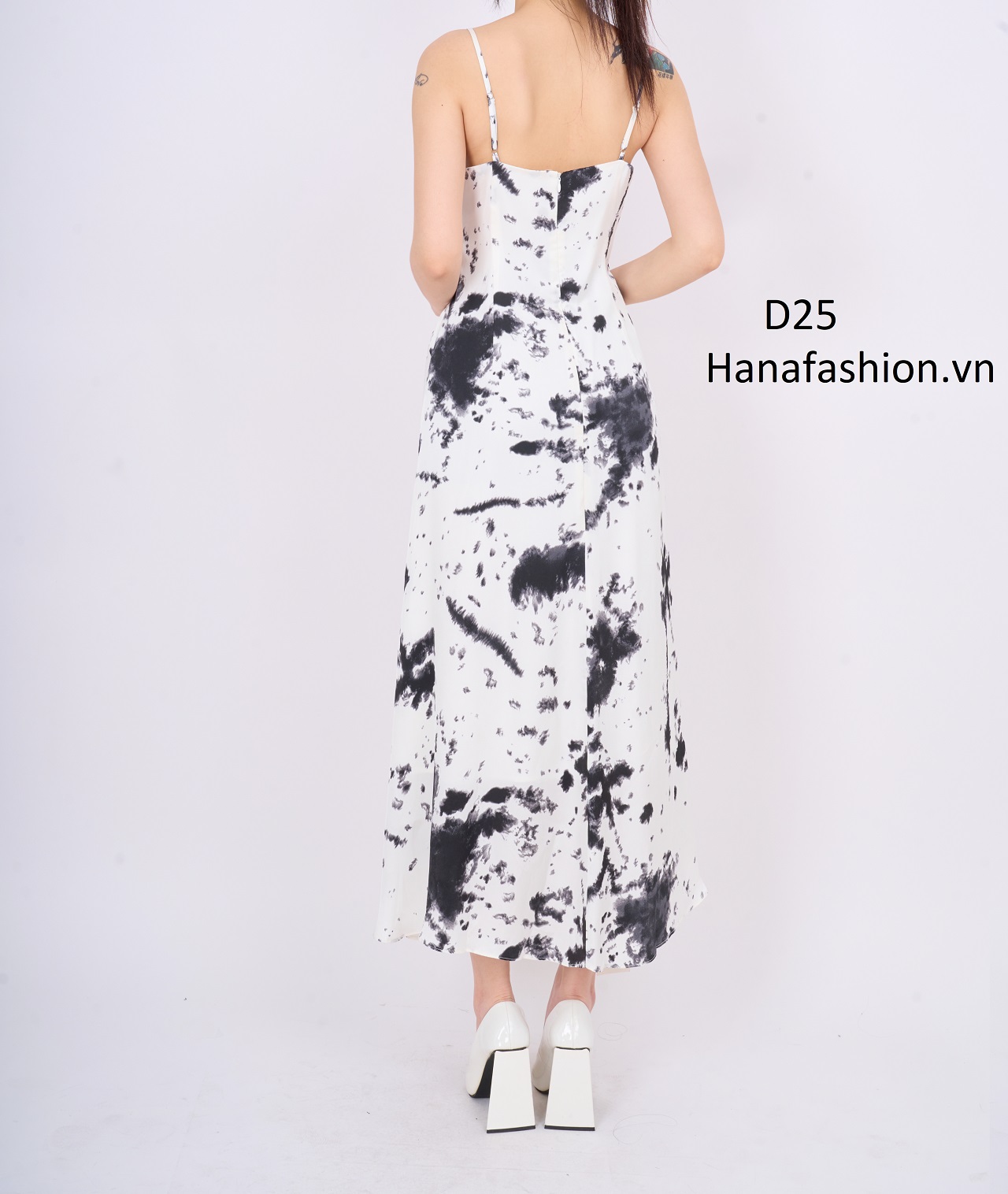 Đầm lụa suông rộng sexy -D25