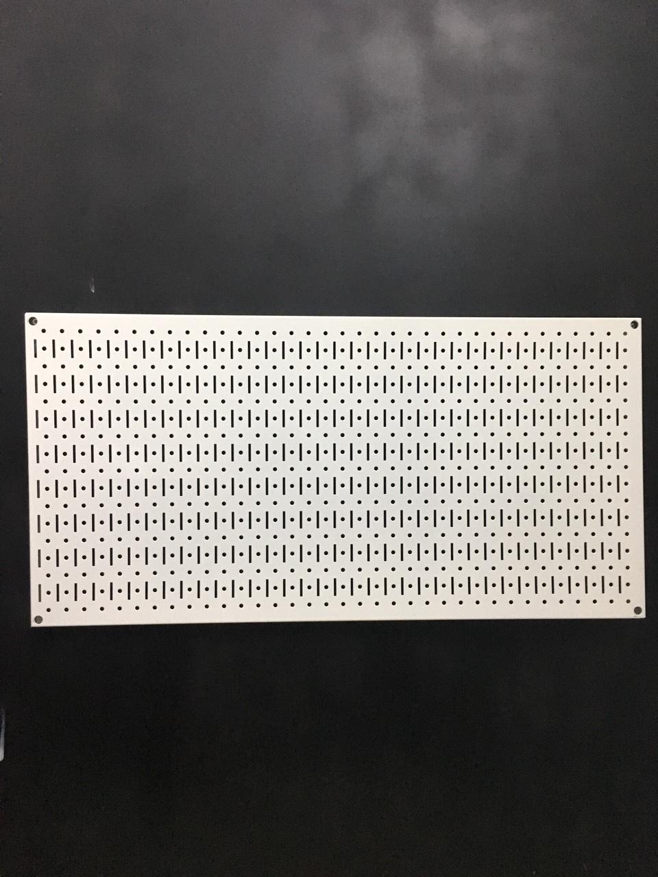 Vách lưới pegboard treo tường treo dụng cụ màu Trắng