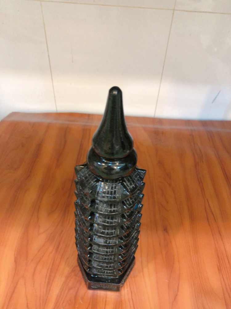 Tháp văn xương đen 9 tầng đá tự nhiên canxite cao 35 cm đường kính 11cm