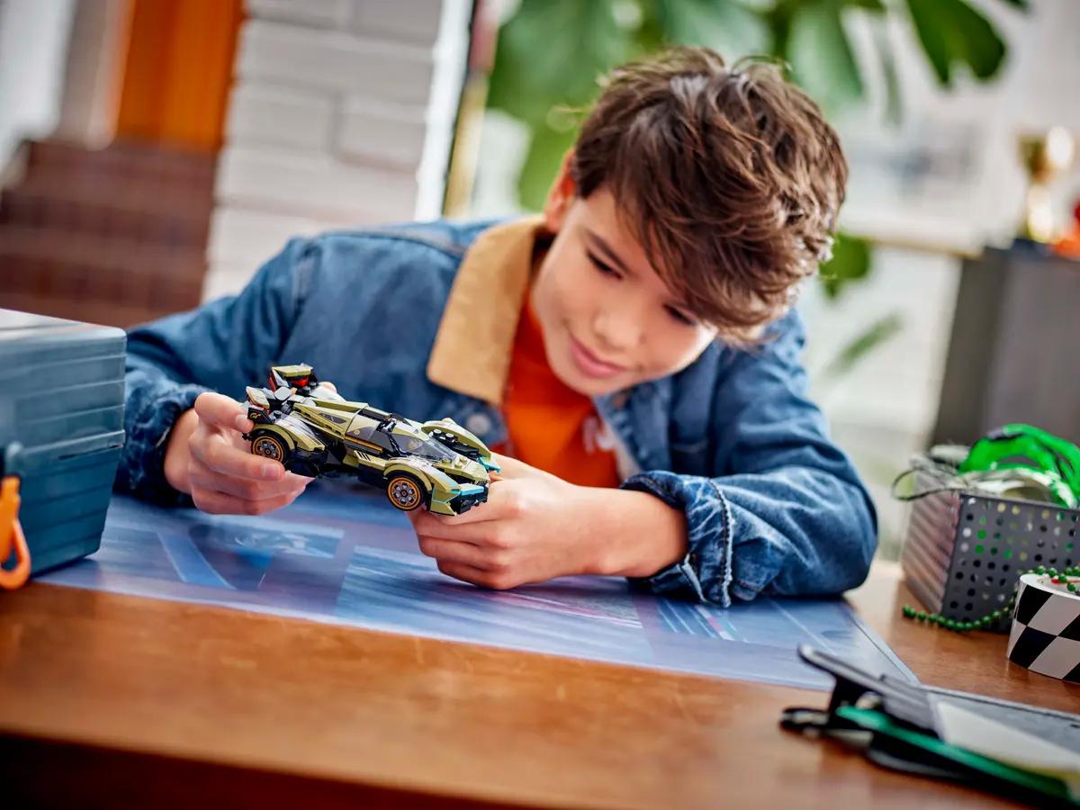 Đồ Chơi Lắp Ráp Siêu Xe Lamborghini Lambo V12 Vision GT - Lego Speed Champions 76923 (230 Mảnh Ghép)