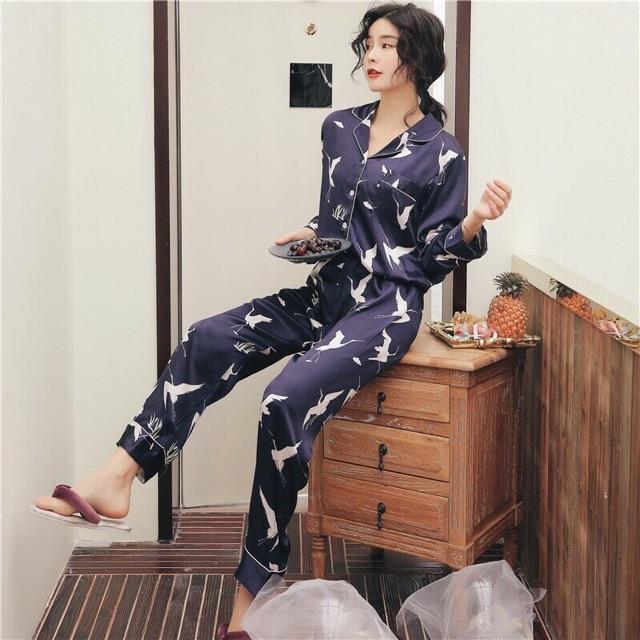 Bộ đồ mặc nhà bộ sau sinh chất lụa satin 55kg trở lại