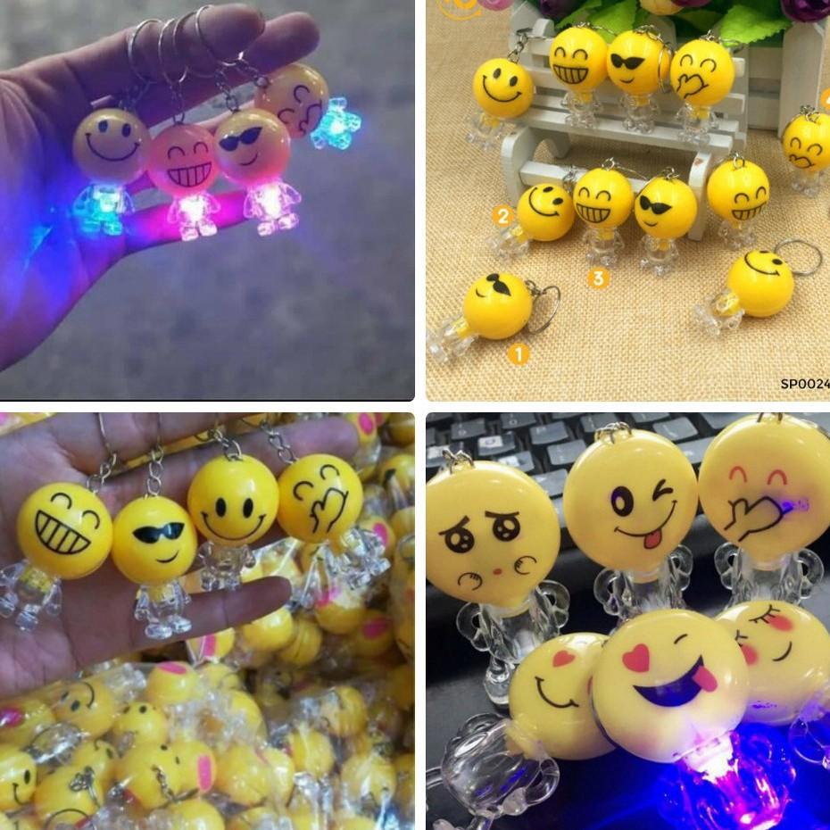 Móc khóa mặt cười Emoji có đèn phát sáng-Móc khóa mặt cười Emoji có đèn phát sáng-Móc khóa mặt cười Emoji có đèn phát sá