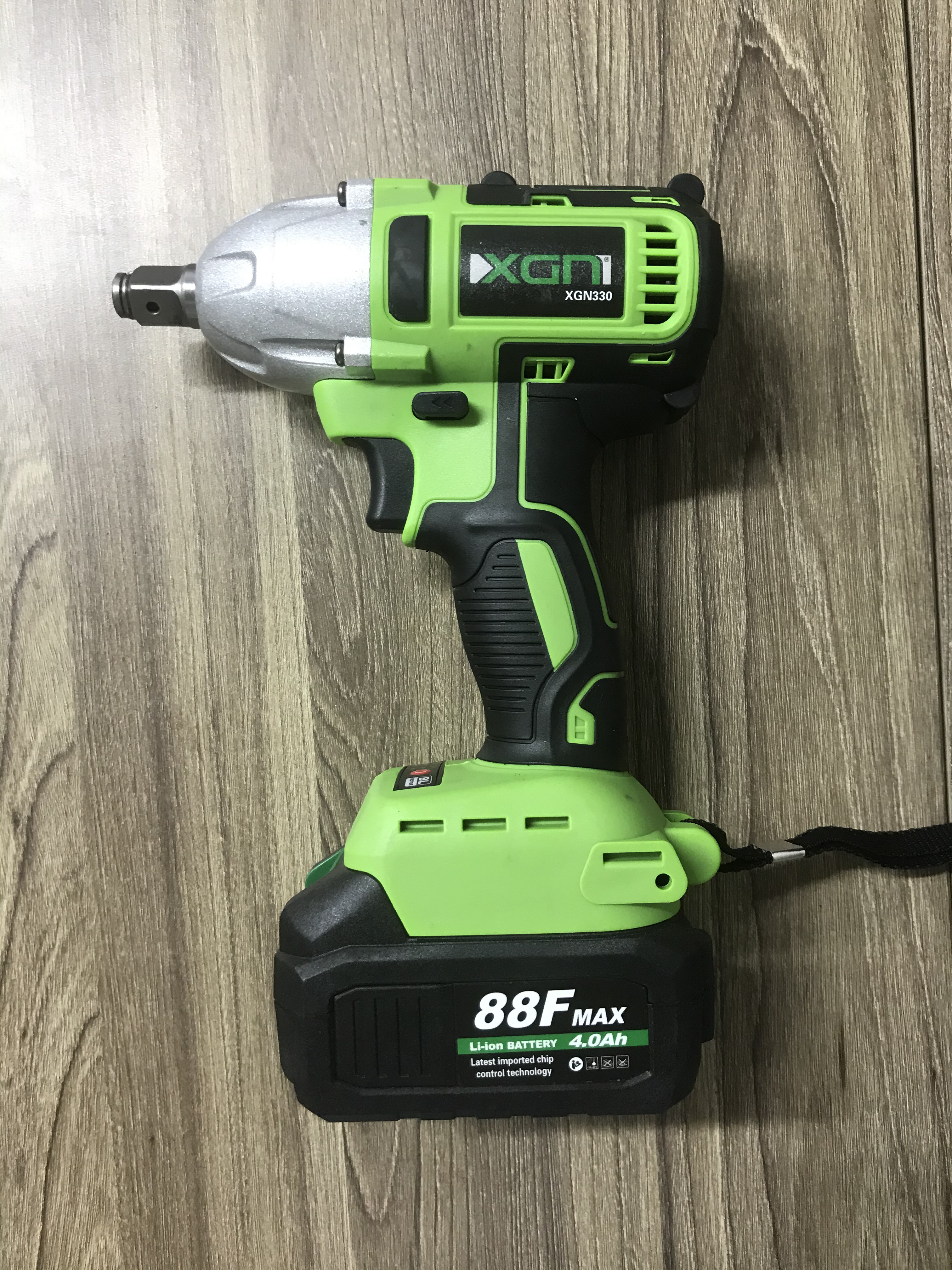 Máy siết bu lông dùng pin XGN 330 - Motor không chổi than