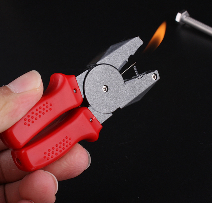 Bật Lửa Hình Cây Kìm - Giao Màu Ngẫu Nhiên