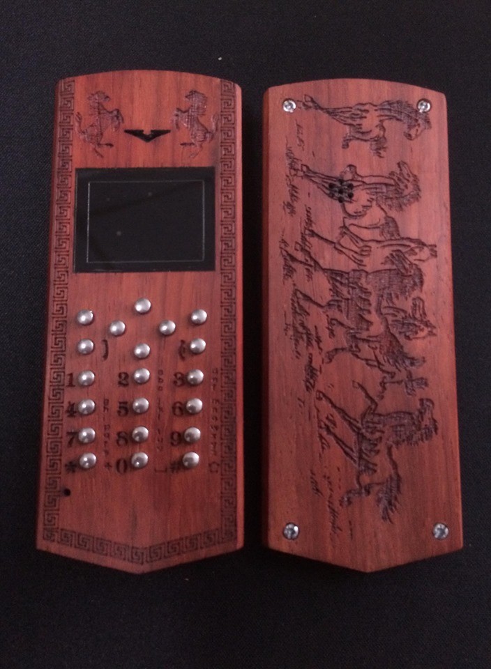 Vỏ gỗ cho điện thoại Nokia 1280 mẫu Rồng Vertu