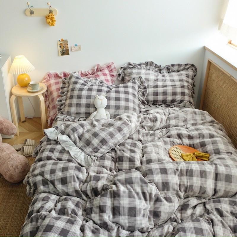 Set Nỉ Nhung Hàng Nhập Khẩu Cao Cấp 4 Món Kẻ Đen Viền