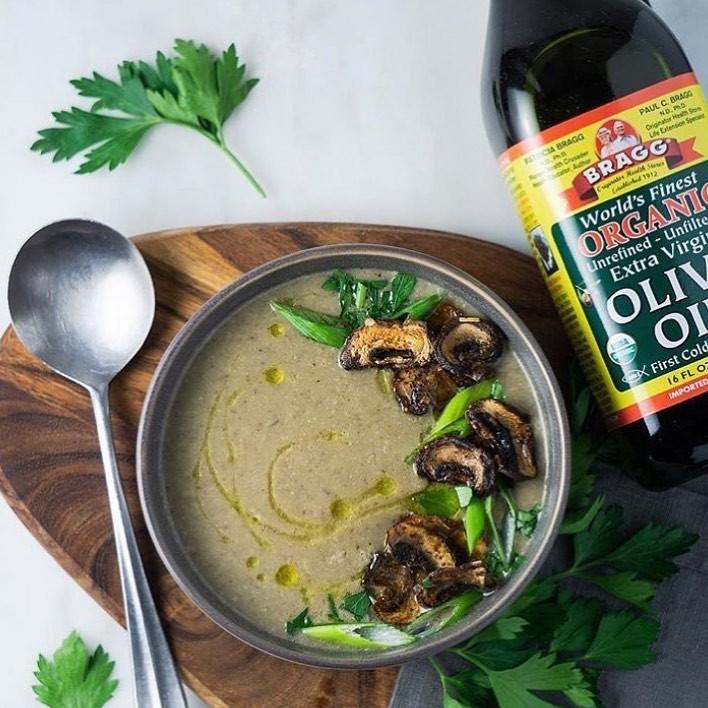 Dầu oliu nguyên chất hữu cơ ép lạnh Bragg Organic Olive Oil