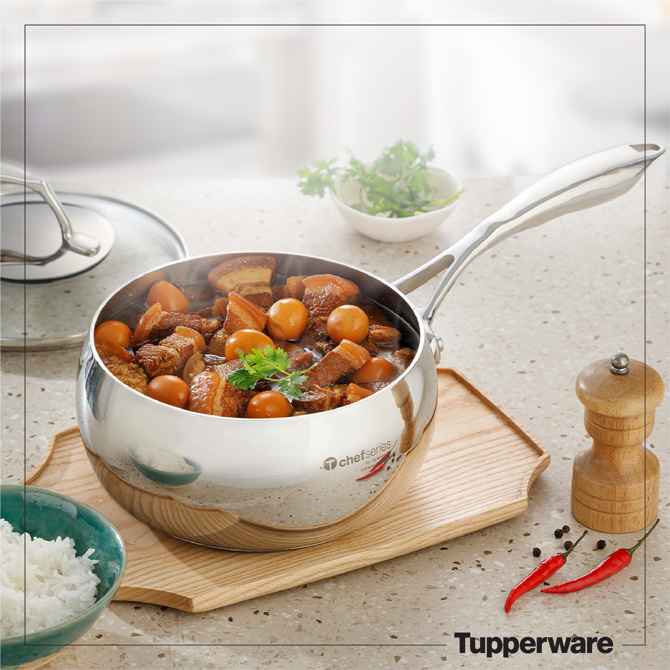 Nồi Tupperware T Chef Series Saucepan 2.4L (nắp kính)