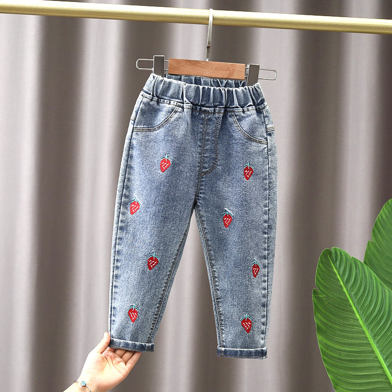 [23:H34] Quần jeans dài in thêu họa tiết đáng yêu cho bé gái hàng QCCC