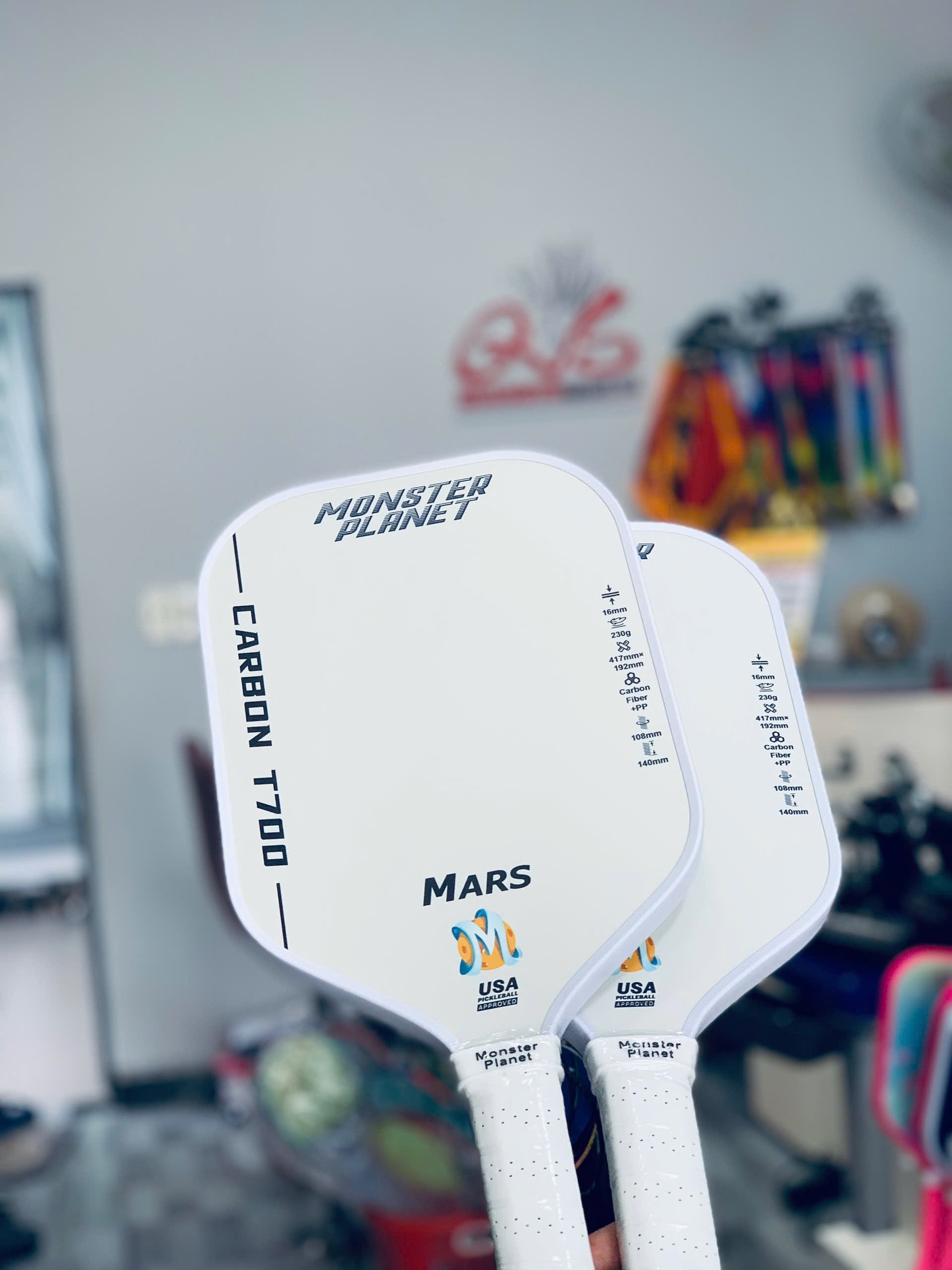 ￼Fee ship 1 Vợt Pickleball Mars Chuyên Nghiệp USAPA Approved. Raw Carbon T-700 Nhám, Hỗ Trợ Xoáy và Kiểm soát bóng