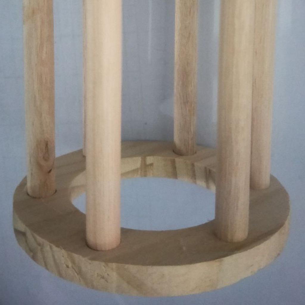 2pcs Hay Feeder Natural Wood Hay Grass Rack Food Dispenser for Guinea Pig
