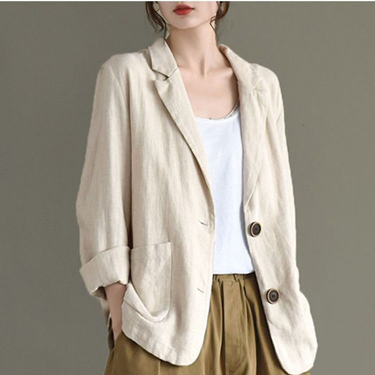 Áo khoác blazer Linen trẻ trung 2 túi dán