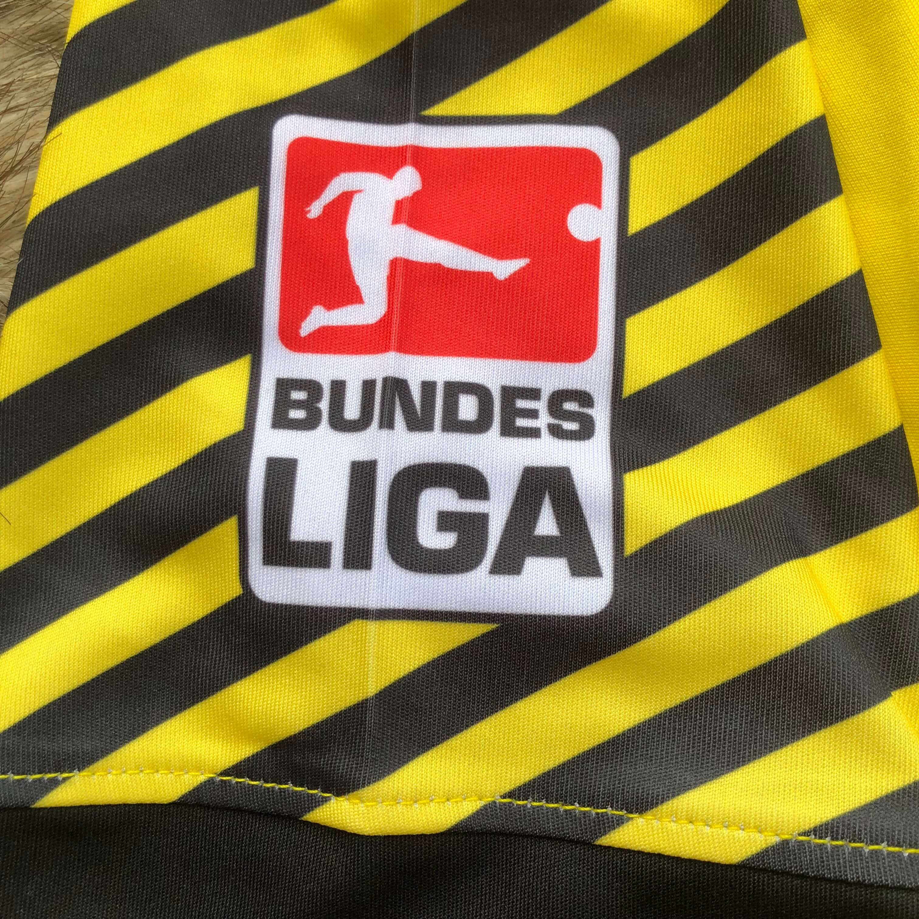 Bộ Quần Áo Bóng Đá DORTMUND Màu Vàng Mẫu Mới Thun Lạnh 4 Chiều, Logo Thêu Nổi Cao Cấp Đẹp Giá Rẻ 21/22