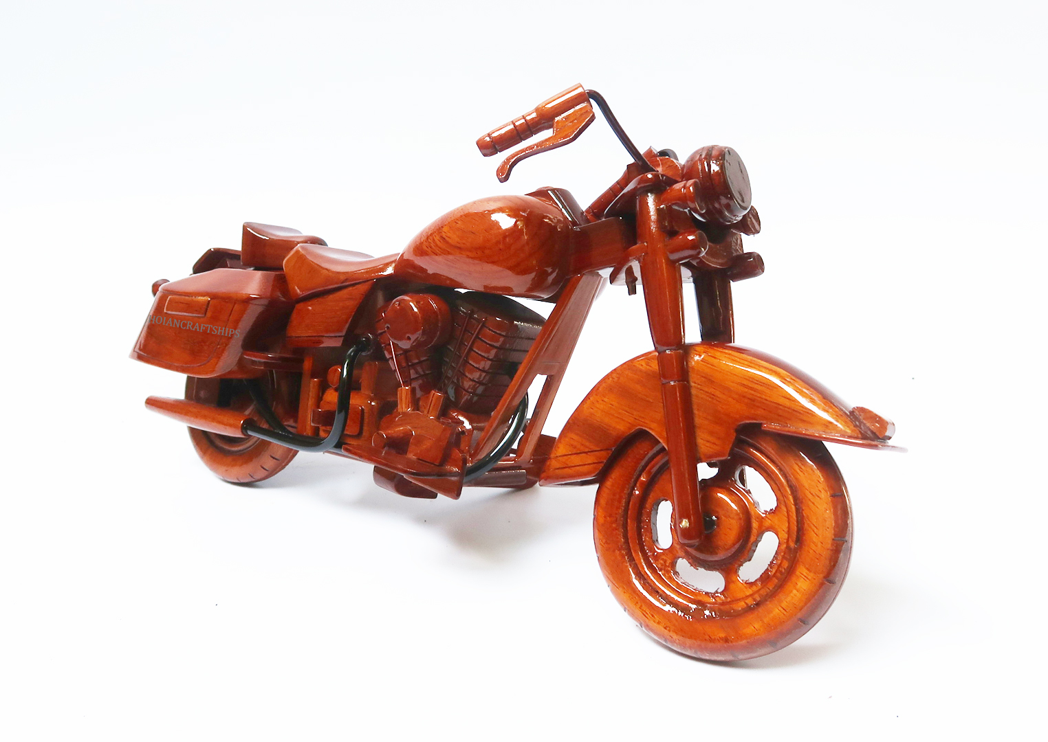 Xe mô tô Harley Road King gỗ