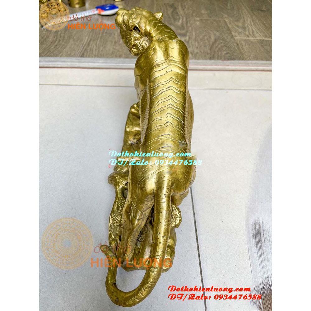 Tượng Hổ Gầm Đứng Bệ Núi Đá - Hổ Thét Sơn Hà Bằng Đồng Nguyên Chất Cao 22cm Đẹp Tinh Xảo