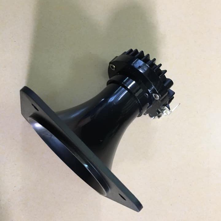 LOA DẪN NHÀ YẾN