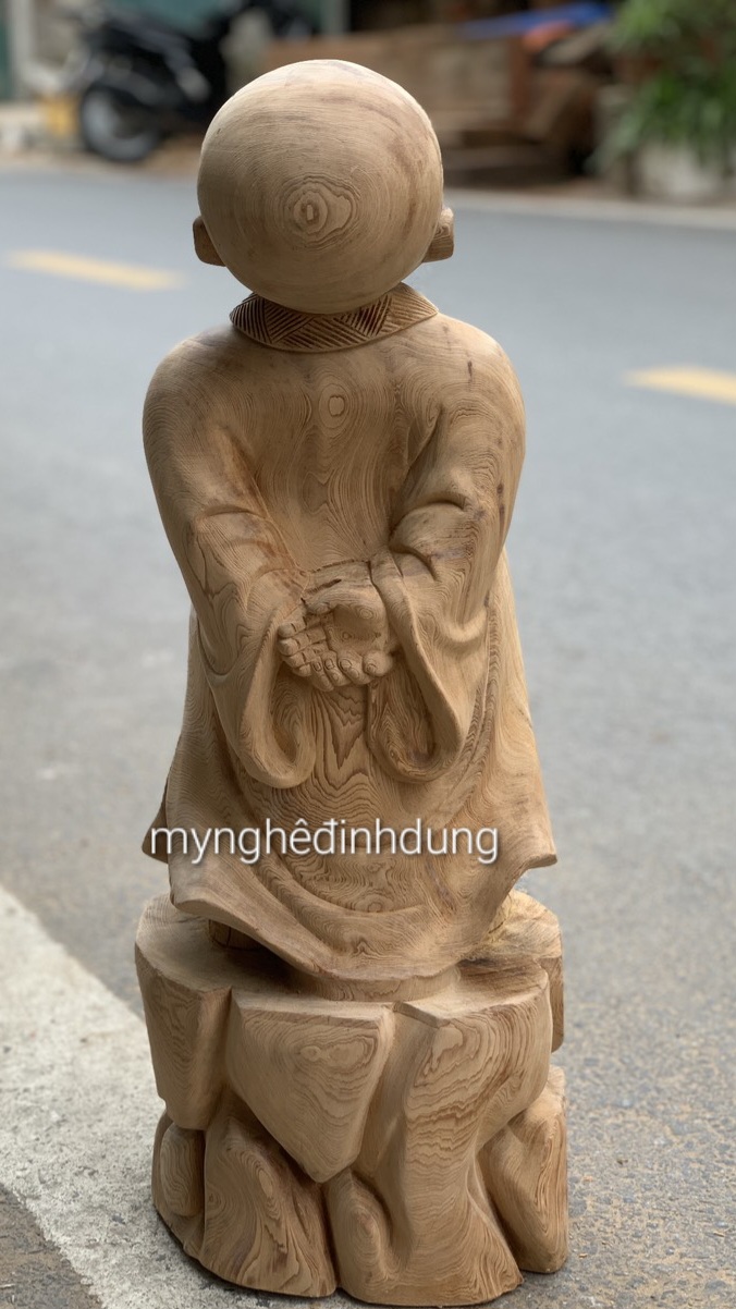 TƯỢNG CHÚ TIỂU TÙY DUYÊN BẰNG GỖ NGỌC AM THƠM NỨC KT CAO 60×23×22CM